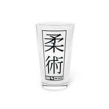 Grappling Elegance: Premium Jiu-Jitsu Pint Glass for Connoisseurs, 16oz Assembled in the USA Assembled in USA Dining Drink Drinks Exclusive Festive Glass Glassware Home & Living Jiu-Jitsu Kitchen Made in the USA Made in USA Seasonal Picks