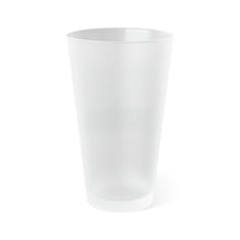 Golden Throws: Judo Glory Etched Pint Glass for Victory Celebrations, 16oz Coffee Mugs Drink Drinks Exclusive Glass Glassware Home & Living Judo