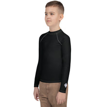 Solid Color Rash Guard – Youth Boys Long Sleeve Workout Gear – Noir