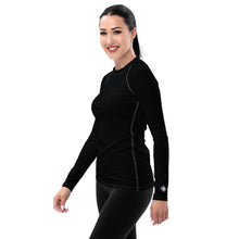 Sun-Kissed Style: Women's Solid Color Long Sleeve Rash Guard - Noir Exclusive Long Sleeve Rash Guard Solid Color Swimwear Womens