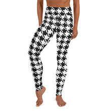 Trendy Training: Women's Houndstooth Yoga Leggings Athleisure Exclusive Houndstooth Leggings Womens
