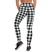 Trendy Training: Women's Houndstooth Yoga Leggings Athleisure Exclusive Houndstooth Leggings Womens