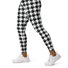 Trendy Training: Women's Houndstooth Yoga Leggings Athleisure Exclusive Houndstooth Leggings Womens