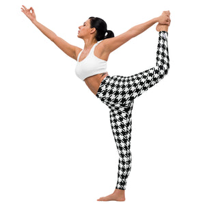 Trendy Training: Women's Houndstooth Yoga Leggings Athleisure Exclusive Houndstooth Leggings Womens