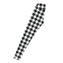 Trendy Training: Women's Houndstooth Yoga Leggings Athleisure Exclusive Houndstooth Leggings Womens