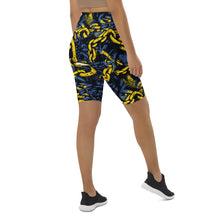 Urban Chic: Women's Mile After Mile Golden Chains 002 Biker Shorts Exclusive Leggings Running Shorts Tights Womens