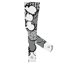 Men's Black and White Graffiti Clouds Pattern Athletic Leggings for Running, Gym, Jiu-Jitsu and MMA Athleisure Athletic Leggings Boxing Clouds Exclusive Graffiti Hip Hop Jiu-Jitsu Judo Kick Boxing Mens MMA Running Streetwear