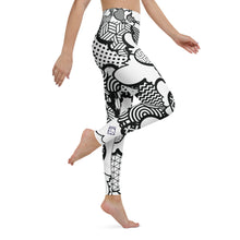 Women's Black and White Graffiti Clouds High Waist Yoga Pants Workout Leggings For Jiu Jitsu 001 Athleisure Boxing Clouds Exclusive Graffiti Hip Hop Jiu-Jitsu Judo Kick Boxing Leggings MMA Running Streetwear Tights Womens Yoga Yoga Pants