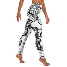 Women's Black and White Graffiti Clouds High Waist Yoga Pants Workout Leggings For Jiu Jitsu 001 Athleisure Boxing Clouds Exclusive Graffiti Hip Hop Jiu-Jitsu Judo Kick Boxing Leggings MMA Running Streetwear Tights Womens Yoga Yoga Pants