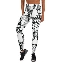 Women's Black and White Graffiti Clouds High Waist Yoga Pants Workout Leggings For Jiu Jitsu 001 Athleisure Boxing Clouds Exclusive Graffiti Hip Hop Jiu-Jitsu Judo Kick Boxing Leggings MMA Running Streetwear Tights Womens Yoga Yoga Pants
