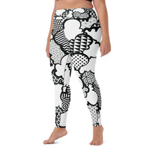 Women's Black and White Graffiti Clouds High Waist Yoga Pants Workout Leggings For Jiu Jitsu 001 Athleisure Boxing Clouds Exclusive Graffiti Hip Hop Jiu-Jitsu Judo Kick Boxing Leggings MMA Running Streetwear Tights Womens Yoga Yoga Pants