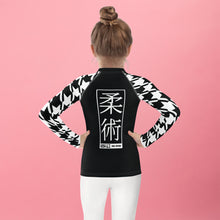 Sporty Style: Houndstooth Jiu-Jitsu Long Sleeve Rash Guard for Girls' BJJ Exclusive Girls Houndstooth Jiu-Jitsu Kids Long Sleeve Rash Guard