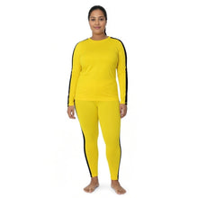 Kill Bill Vibes: Plus Size Women's Long Sleeve Rash Guard and Yoga Pants Ensemble